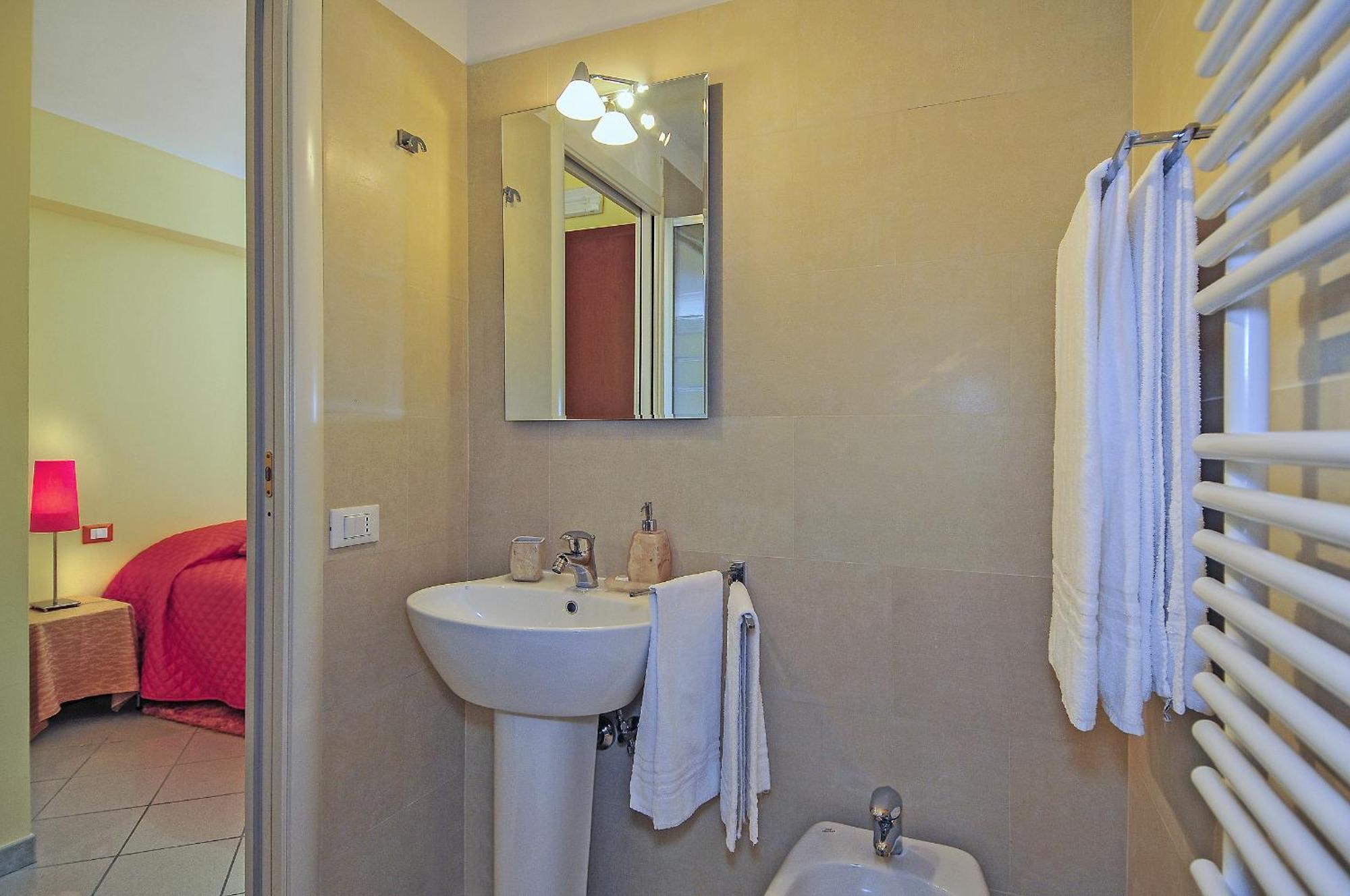 B&B Ai Cipressi ลุคคา ภายนอก รูปภาพ