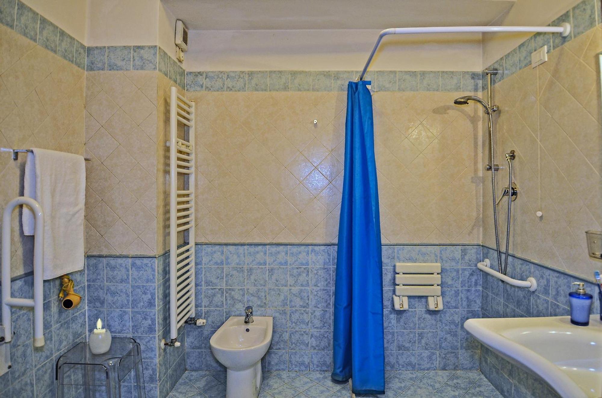B&B Ai Cipressi ลุคคา ภายนอก รูปภาพ